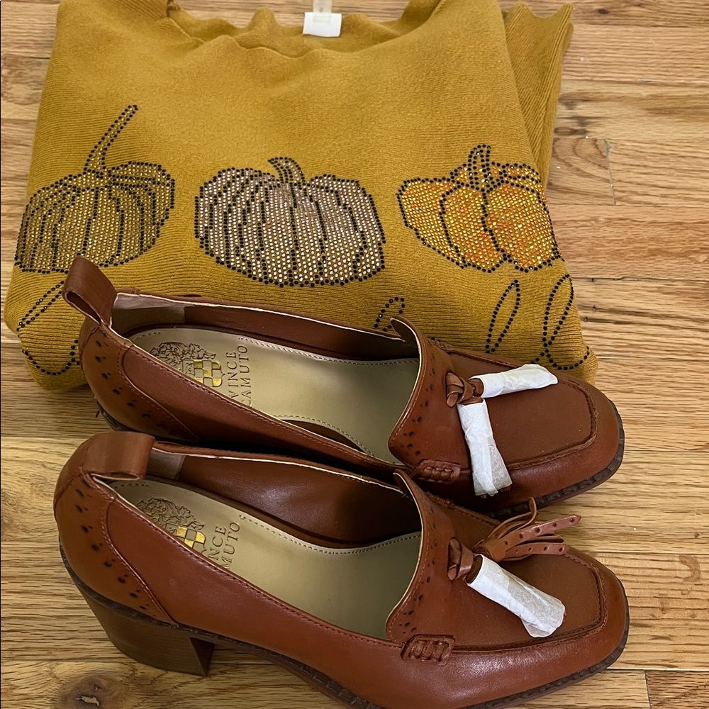 Vince Camuto loafer